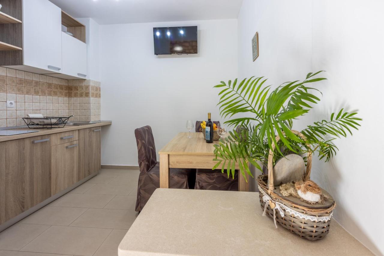 Apartmani Anita Dramalj Kültér fotó