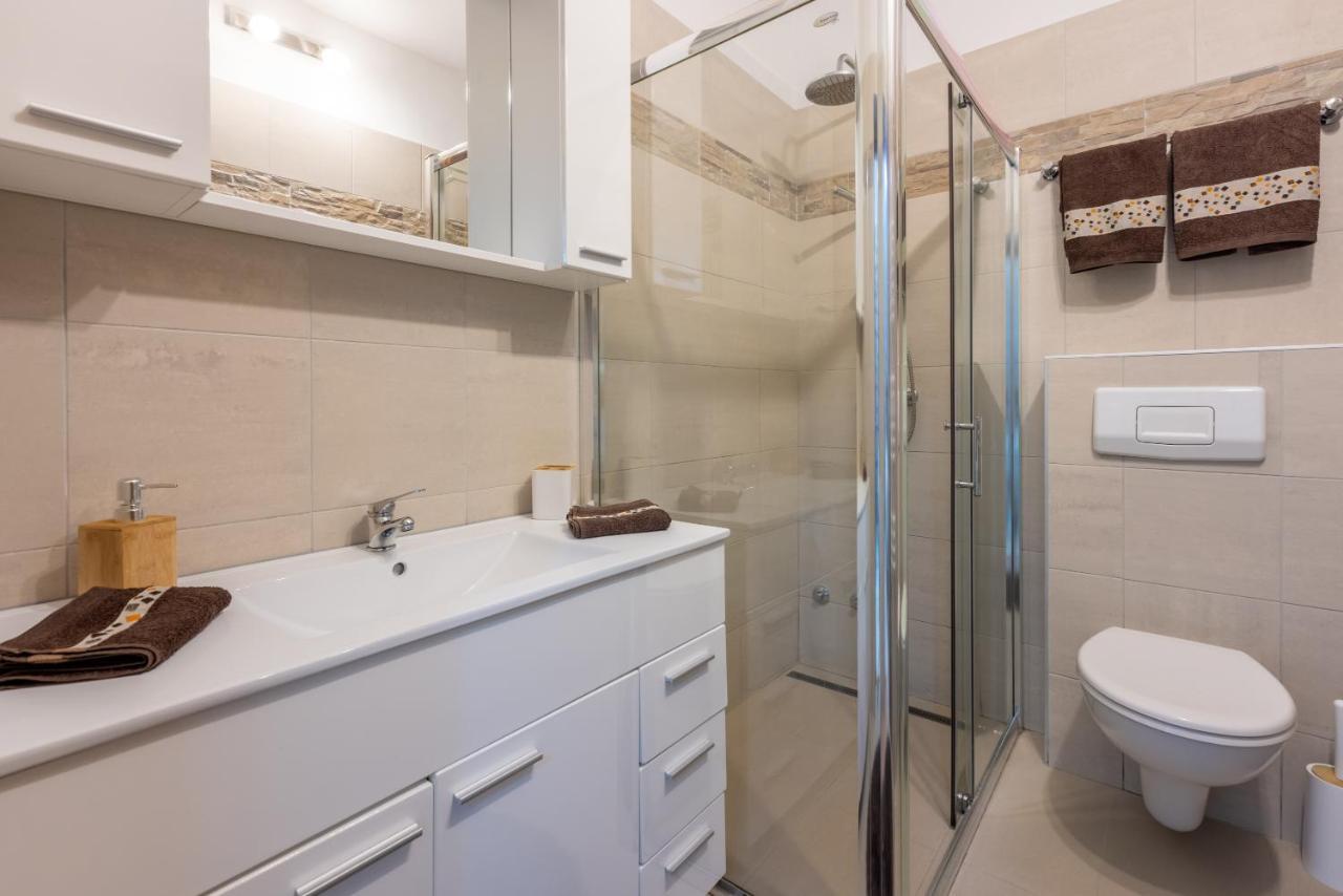 Apartmani Anita Dramalj Kültér fotó