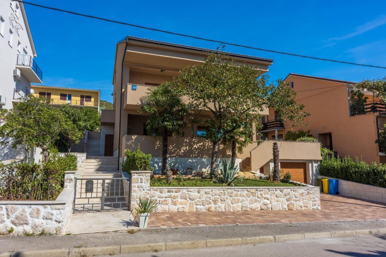 Apartmani Anita Dramalj Kültér fotó